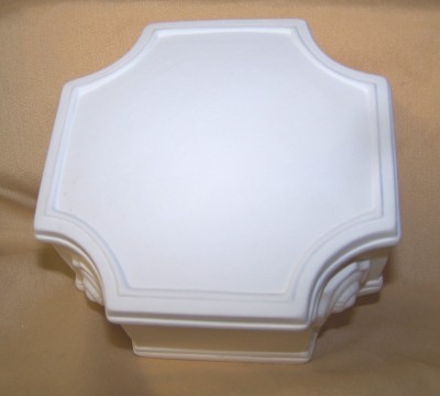 box with indented corners