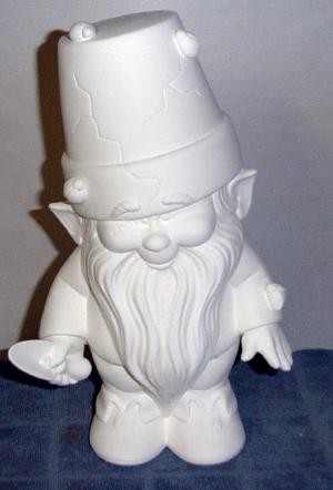 crackpot gnome with trowel