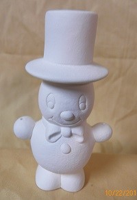 small snowman with hat