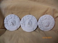 3 dog ornaments in set 4