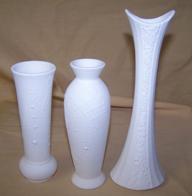 3 assorted vases