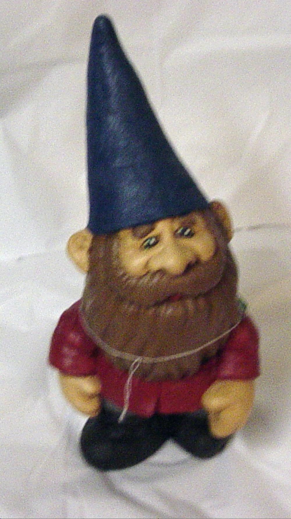 gnome with pointed hat