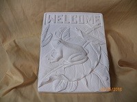 welcome frog plaque