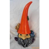 gnome with orange hat